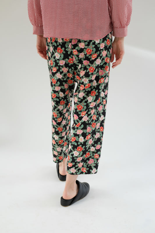 Beklina Basic Pant Black Flower
