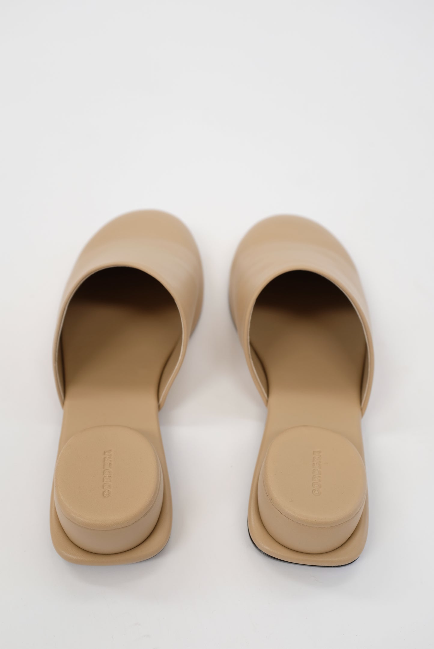 Cordera Estructura Mule Beige