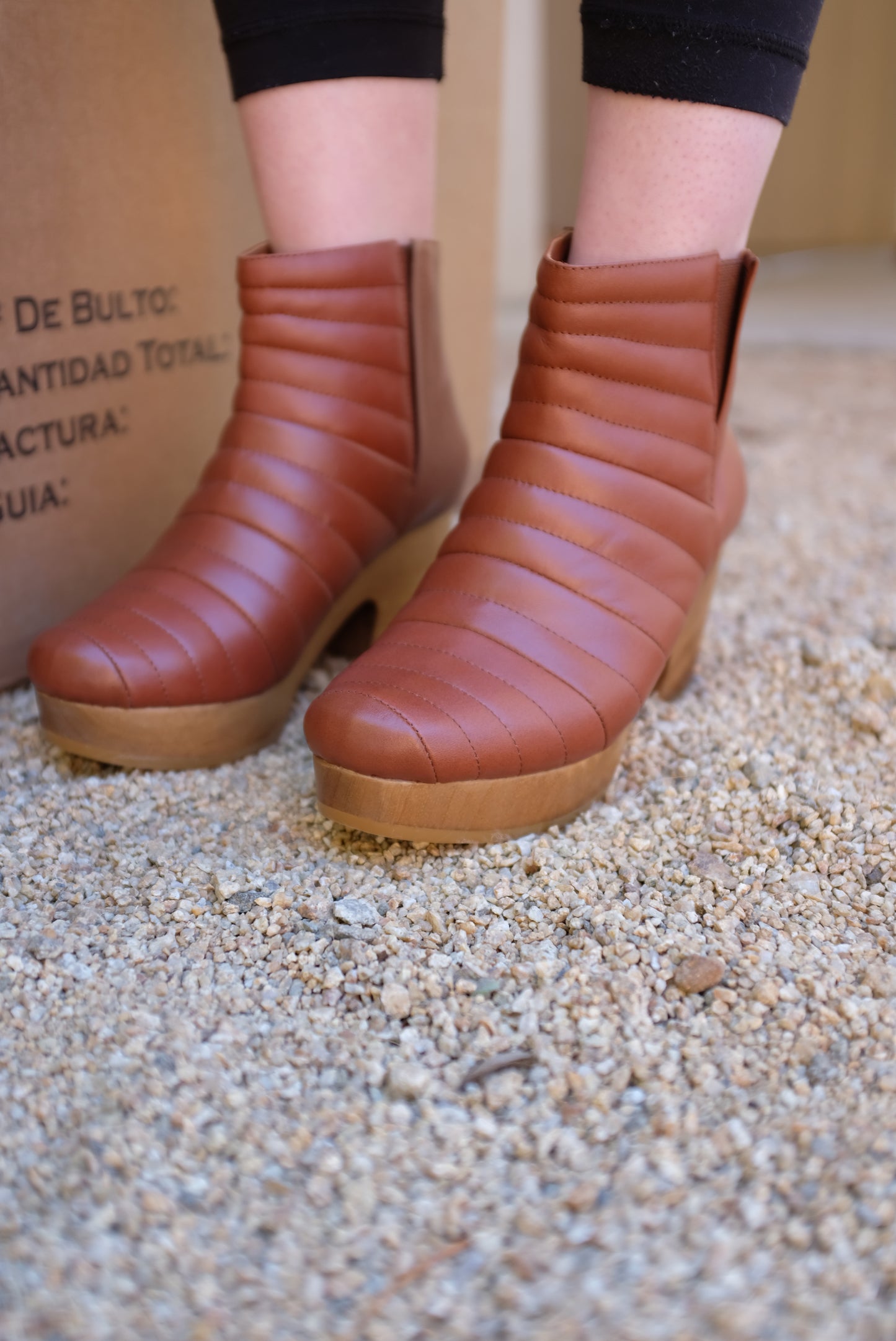 Beklina Ribbed Boot Clog Wet Clay