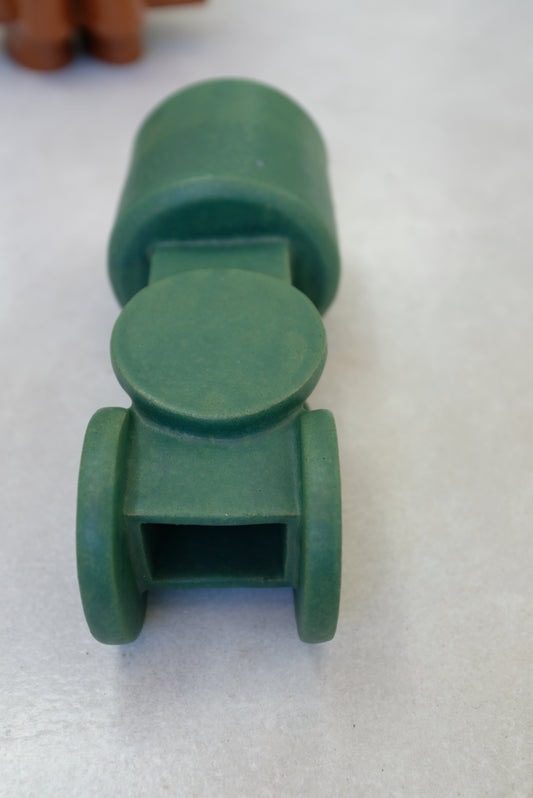 Bari Ziperstein Circle Top Vase Green