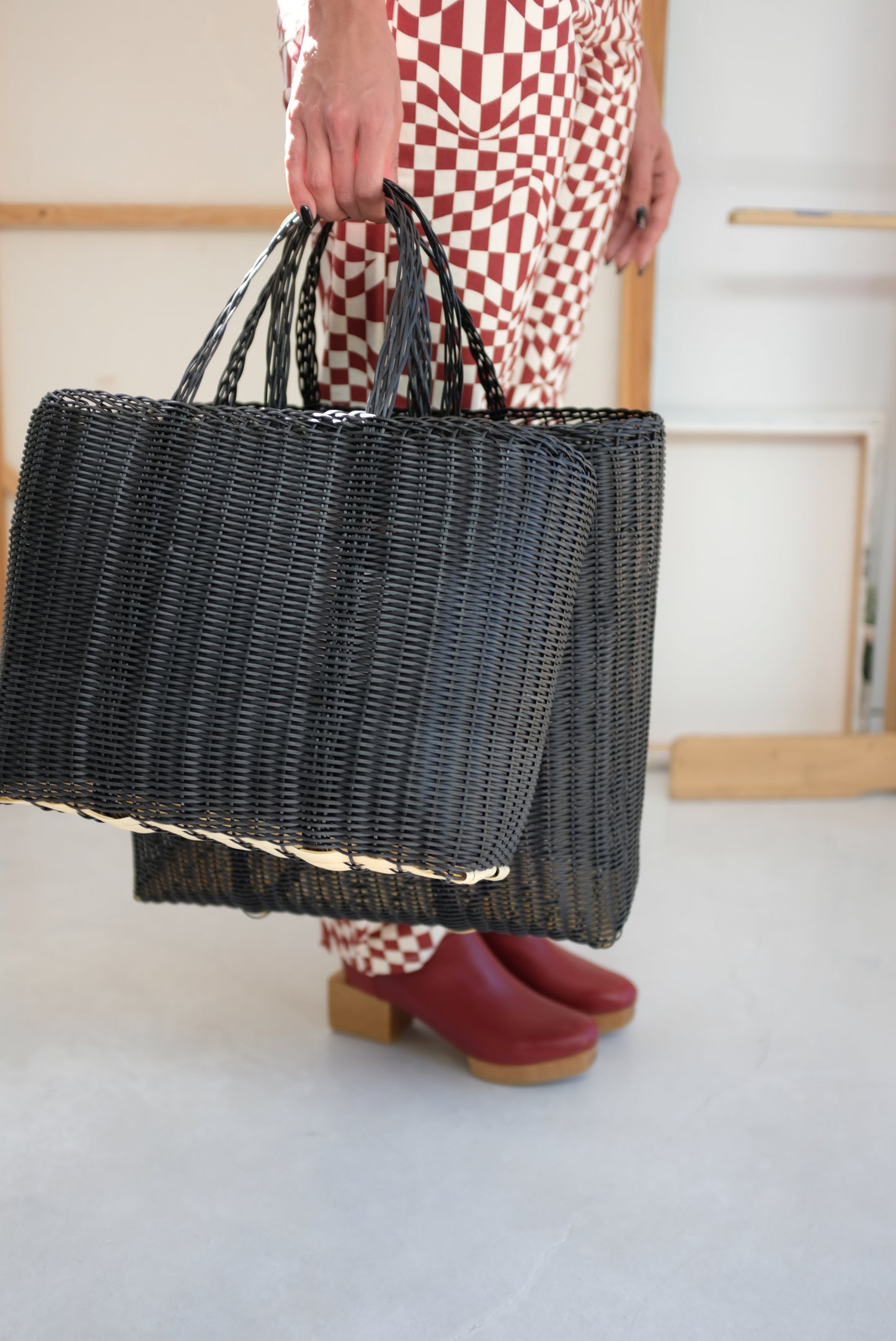 Palorosa Handwoven Flat Basket Large