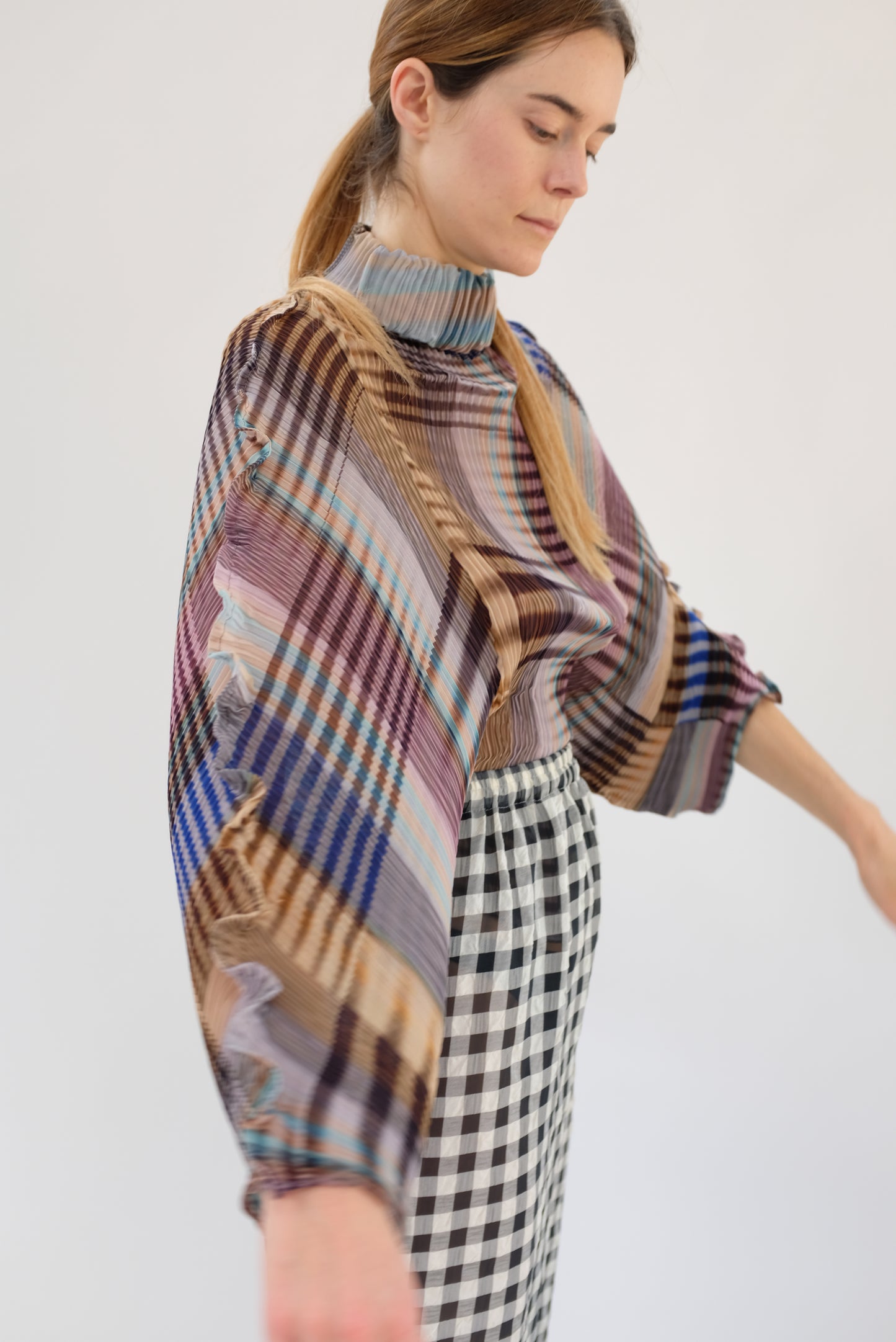 Julia Heuer Morena Top Holm