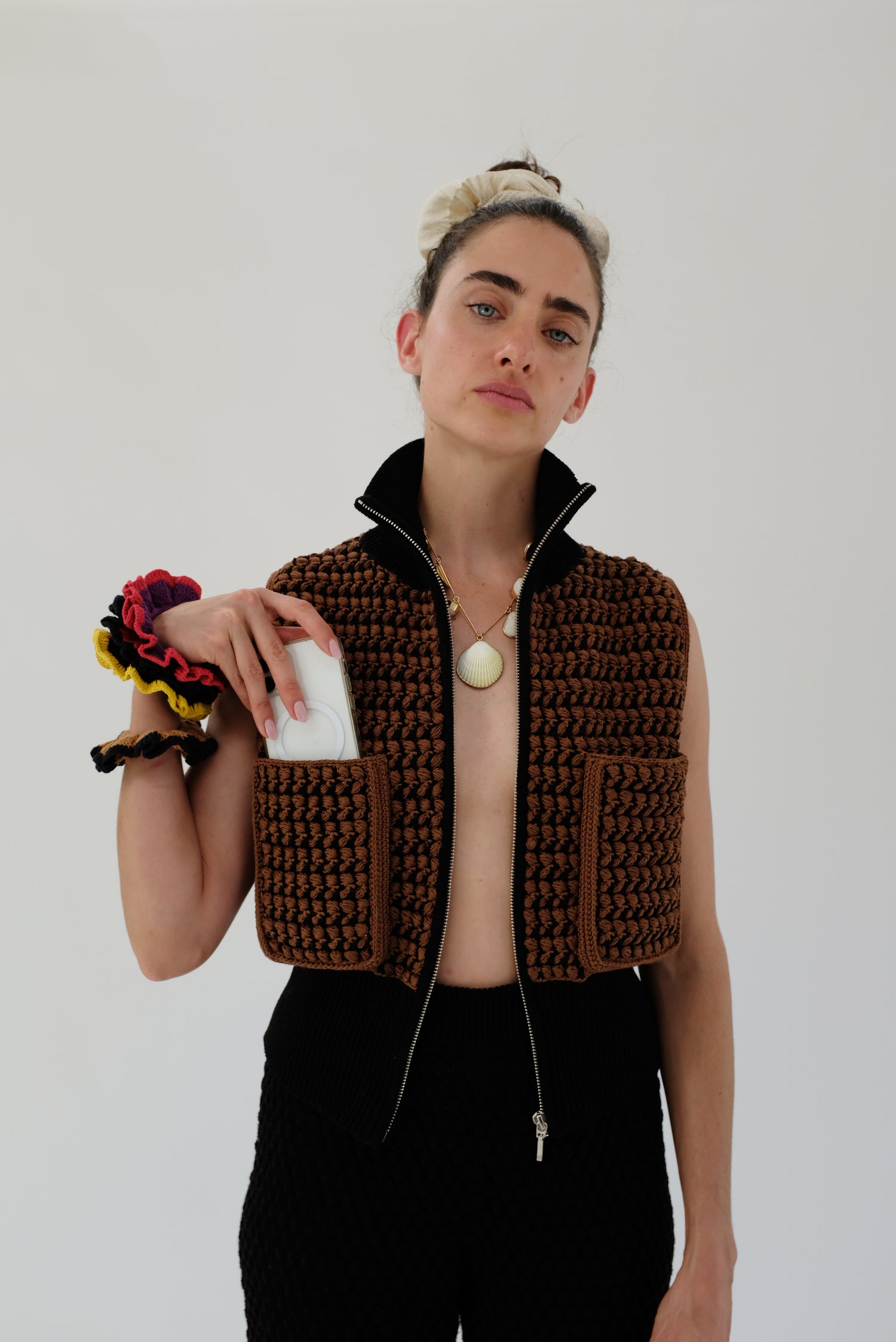 Beklina Marta Crochet Vest Black/Castagna