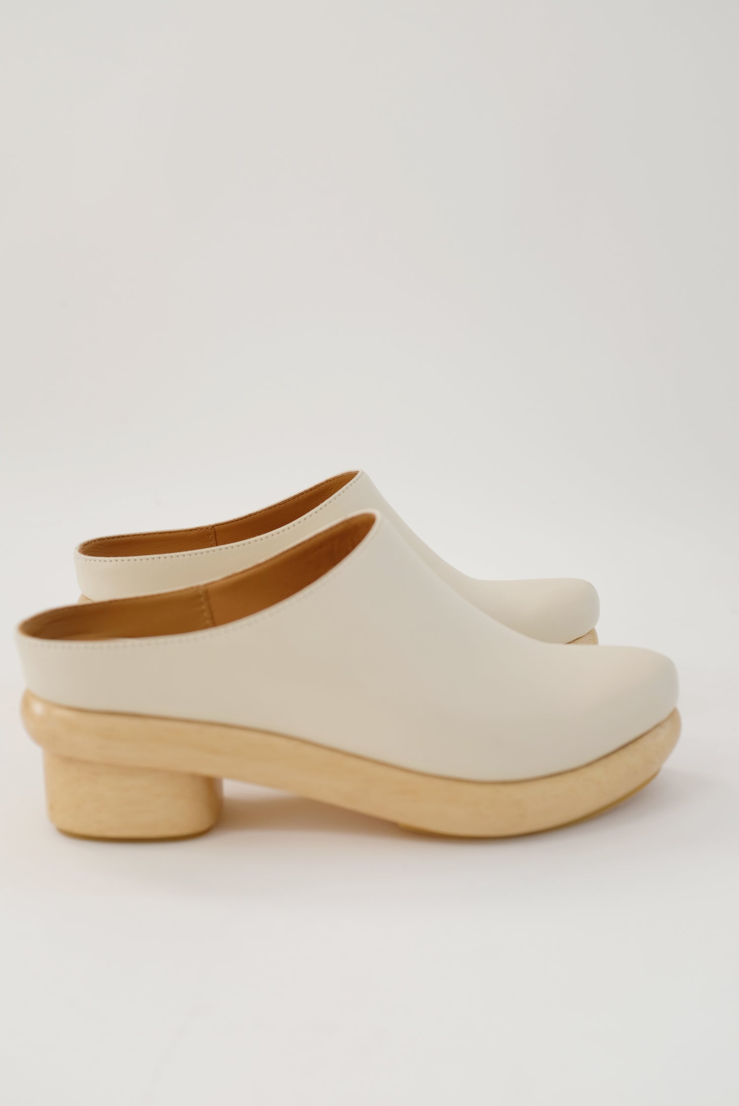 Beklina Low Sedia Clog Off White