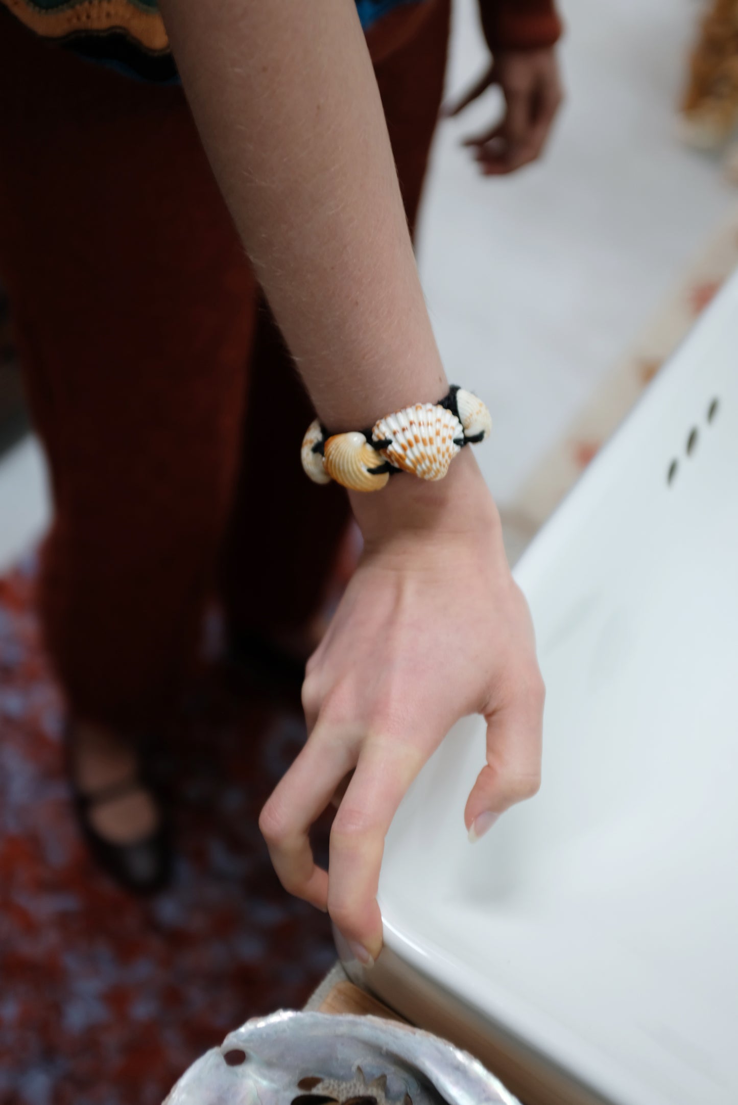 Shell & Hemp Bracelet