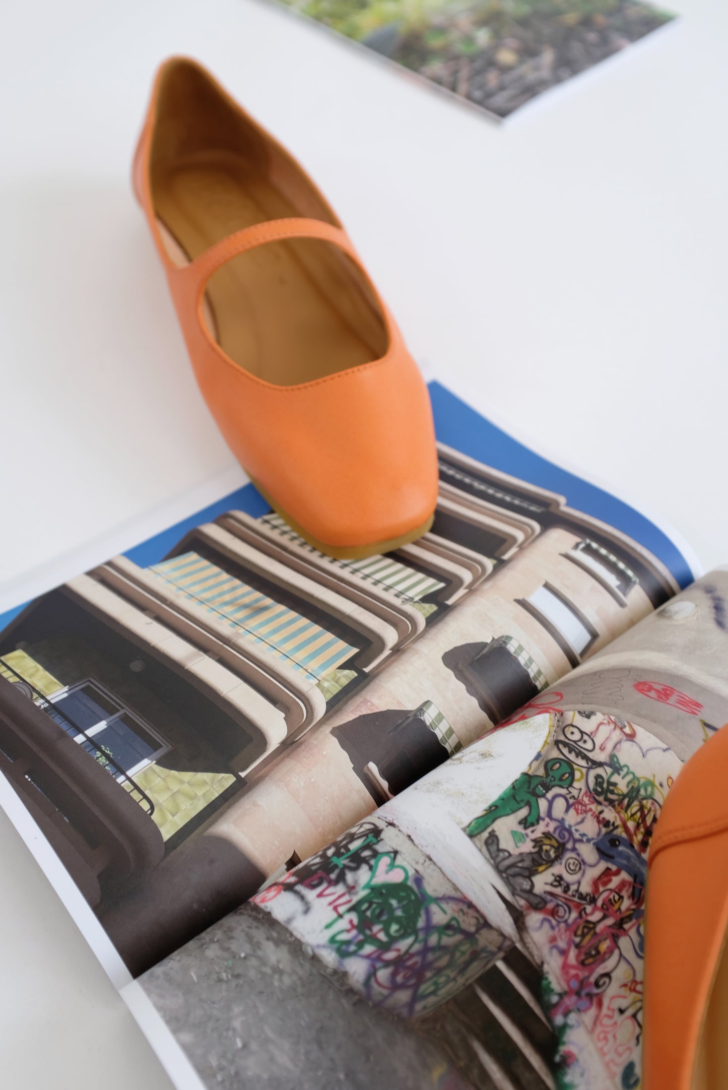 Beklina Olivia Flats Persimmon