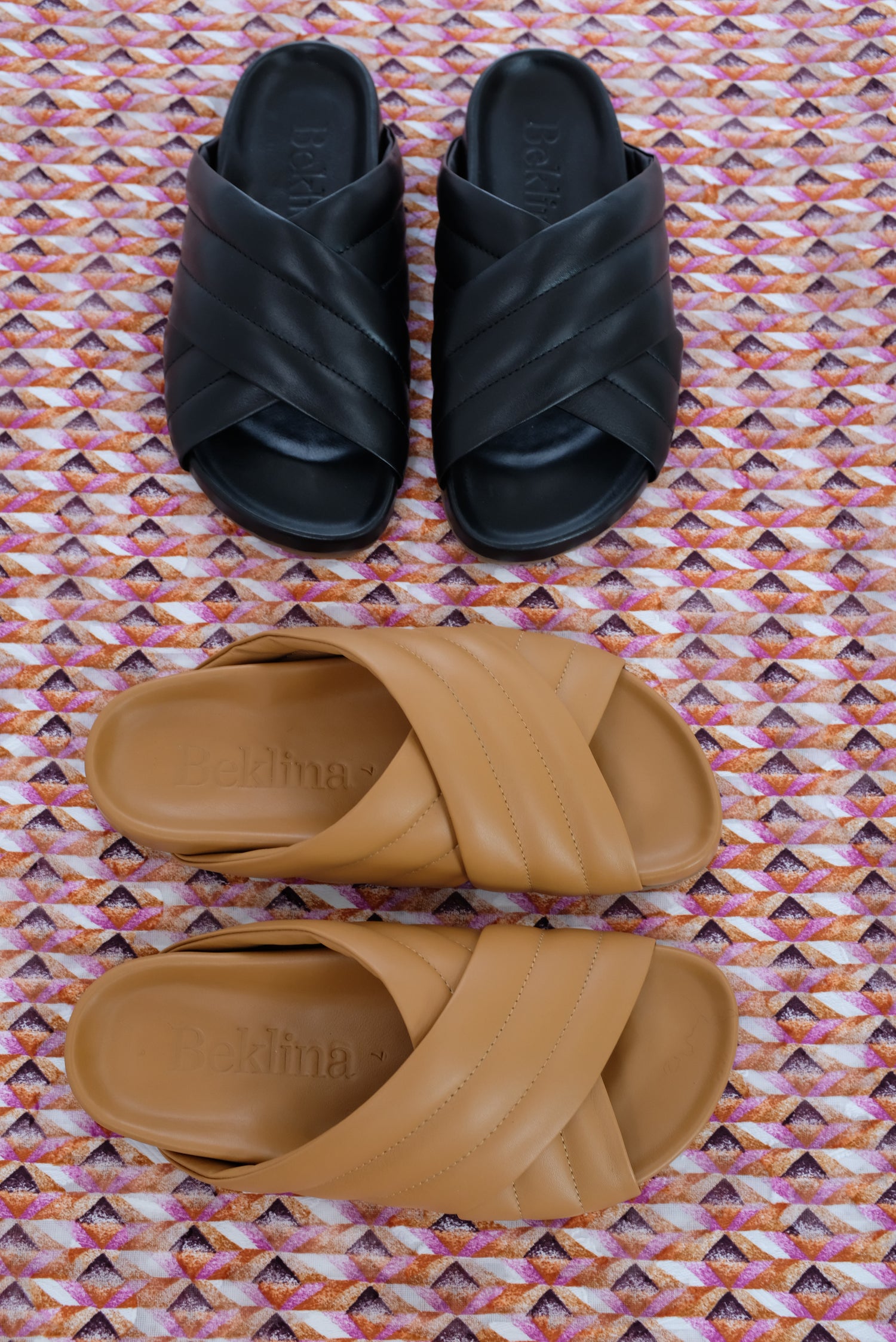 Beklina Gubi Cross Slide Black