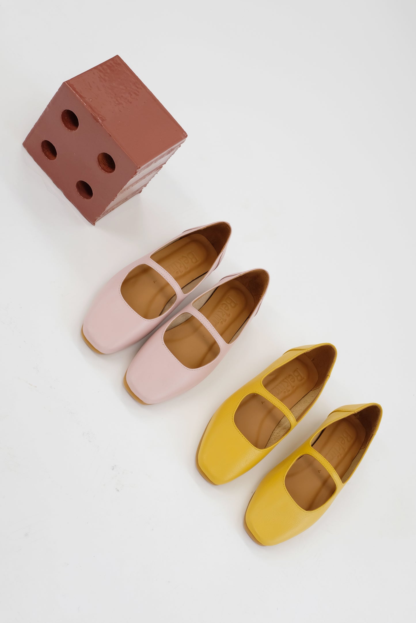 Beklina Olivia Flats Yellow Submarine