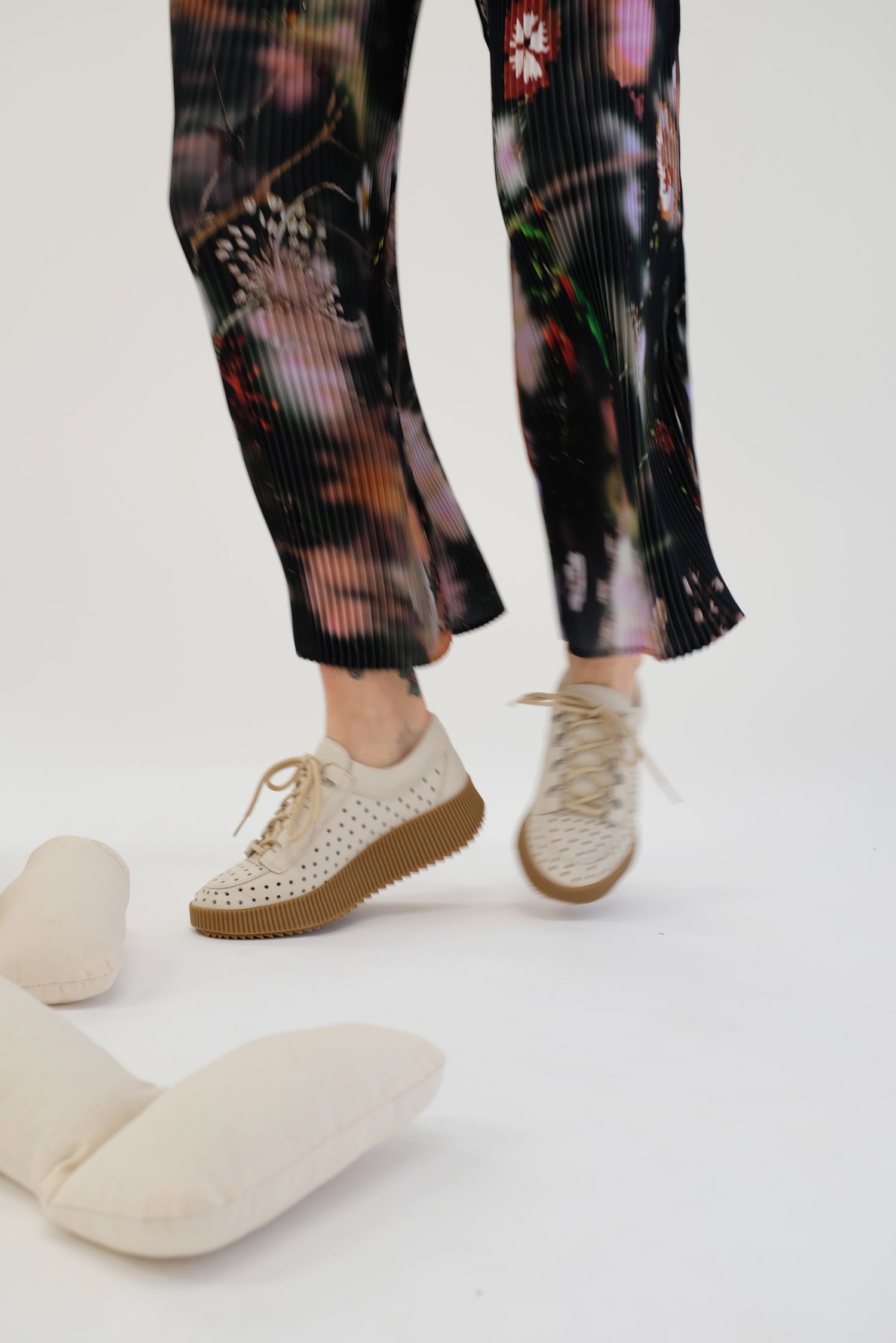 Beklina Pensionata Perforated Lace Up Off White 
