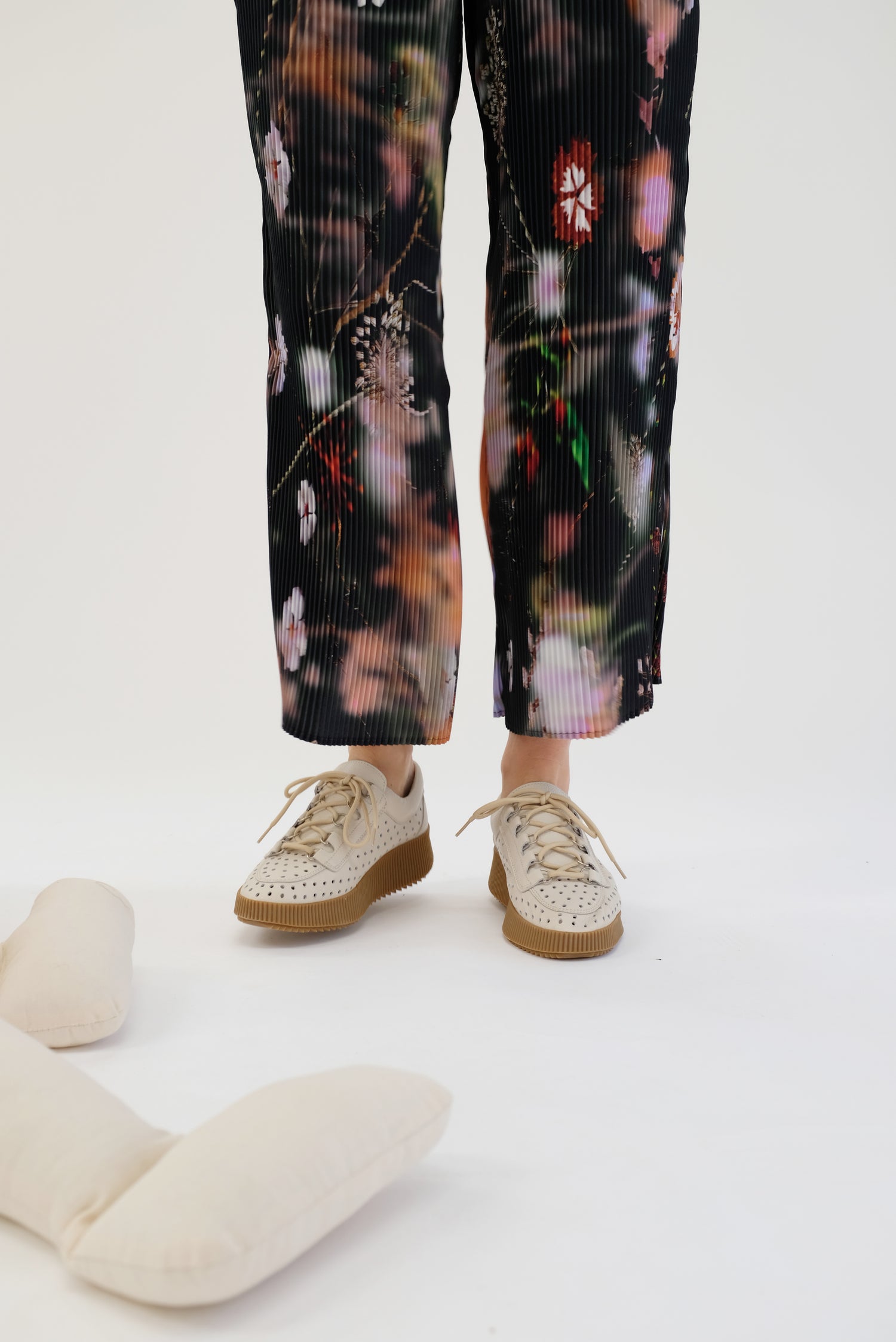 Beklina Pensionata Perforated Lace Up Off White 