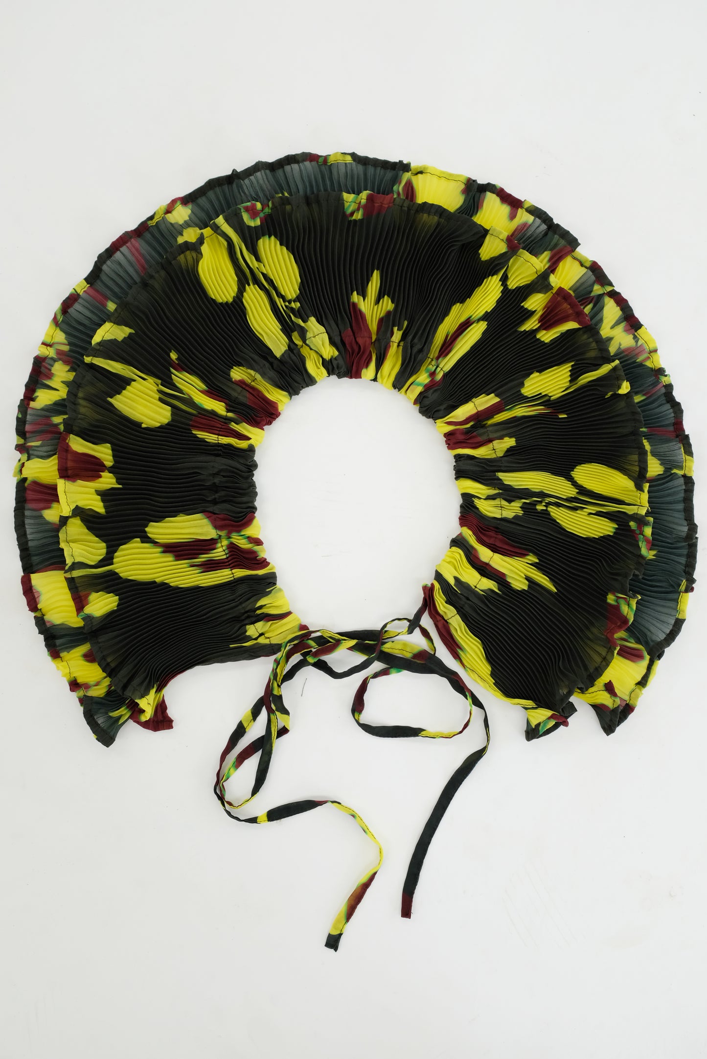Julia Heuer Winnie Pleated Collar Ingrid