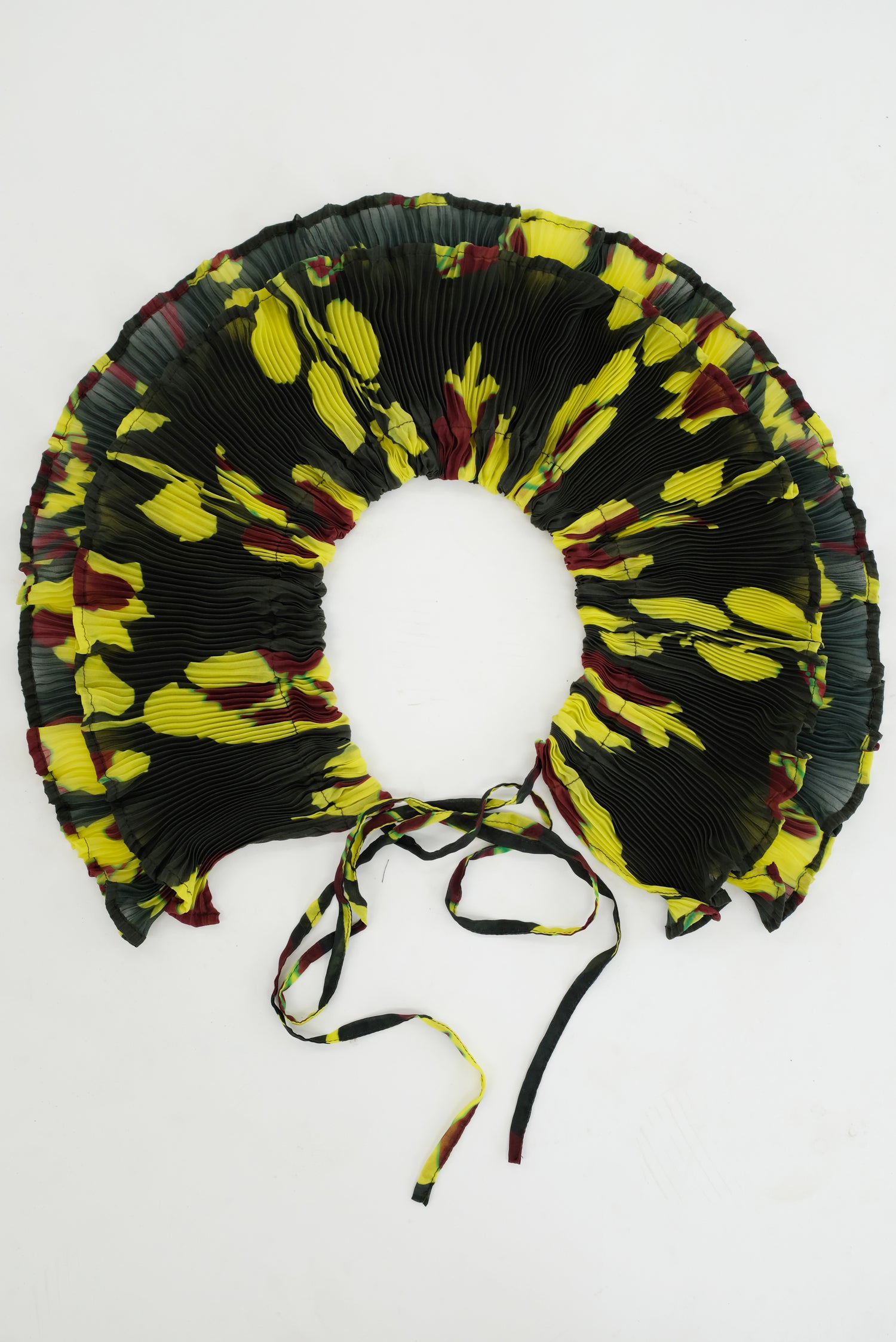 Julia Heuer Winnie Pleated Collar Ingrid