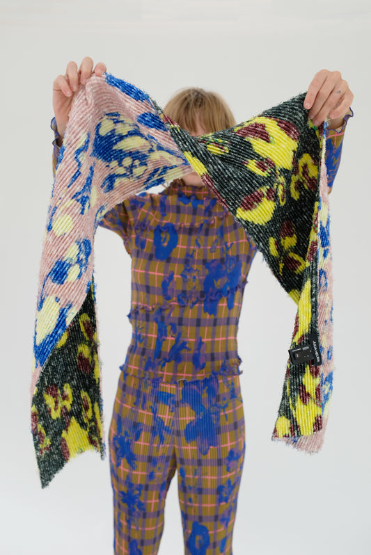 Julia Heuer Boa Pleated Furry Scarf Ingrid