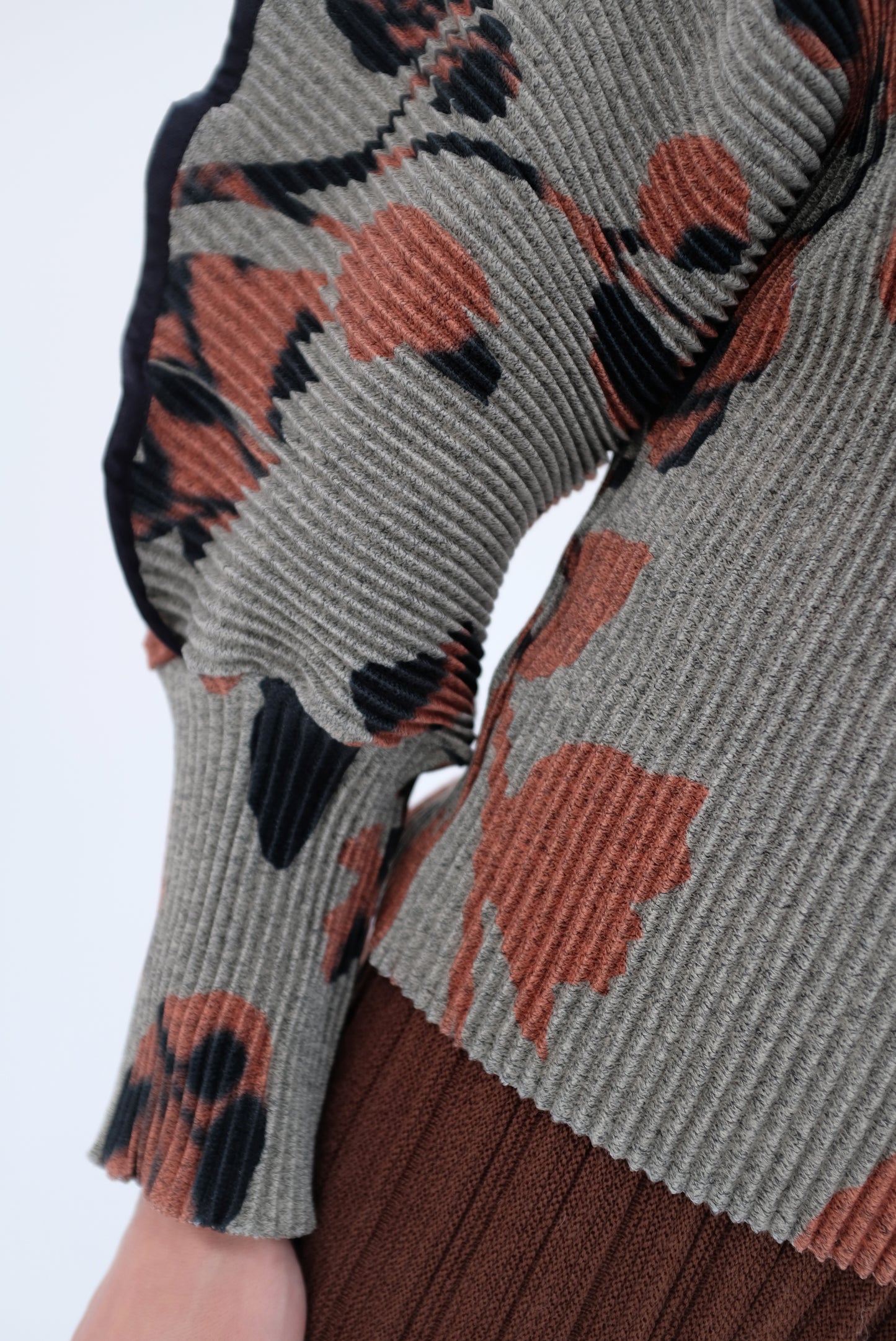 Julia Heuer Radok Pleated Knit Pullover Ingrid