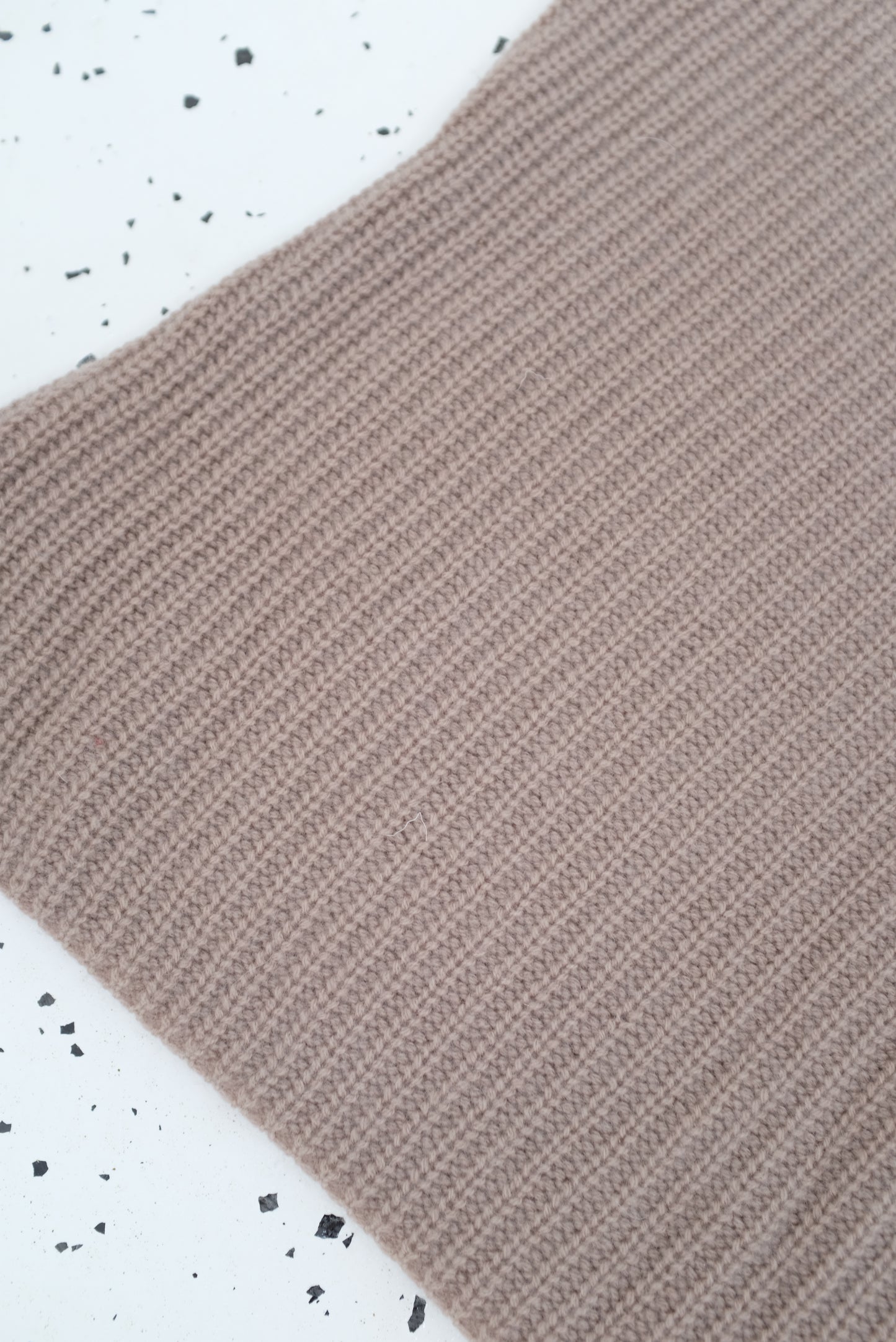 Beklina Cashmere Rib Shell Taupe / SAMPLE