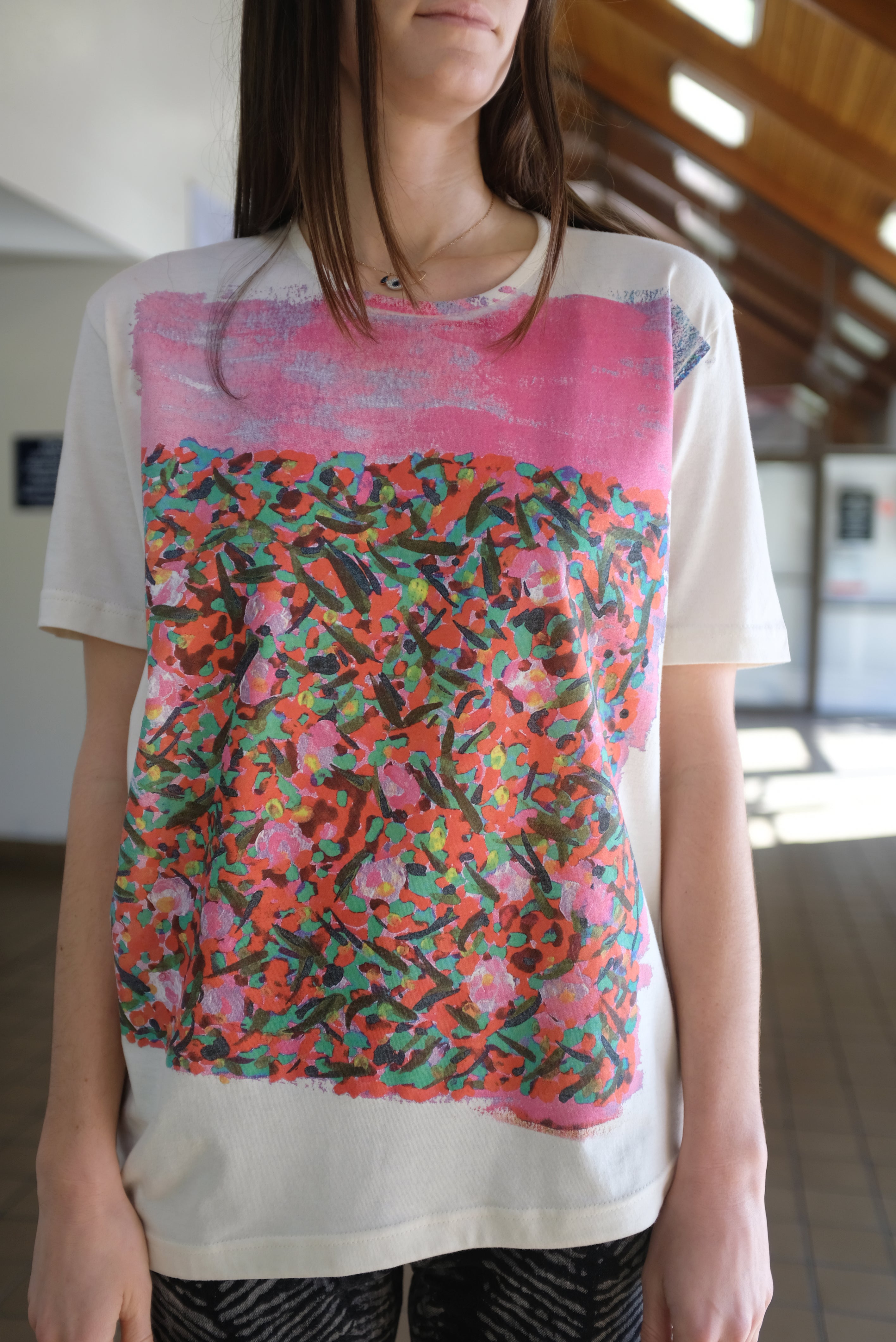 Anntian Unisex Edgy T-Shirt – Beklina