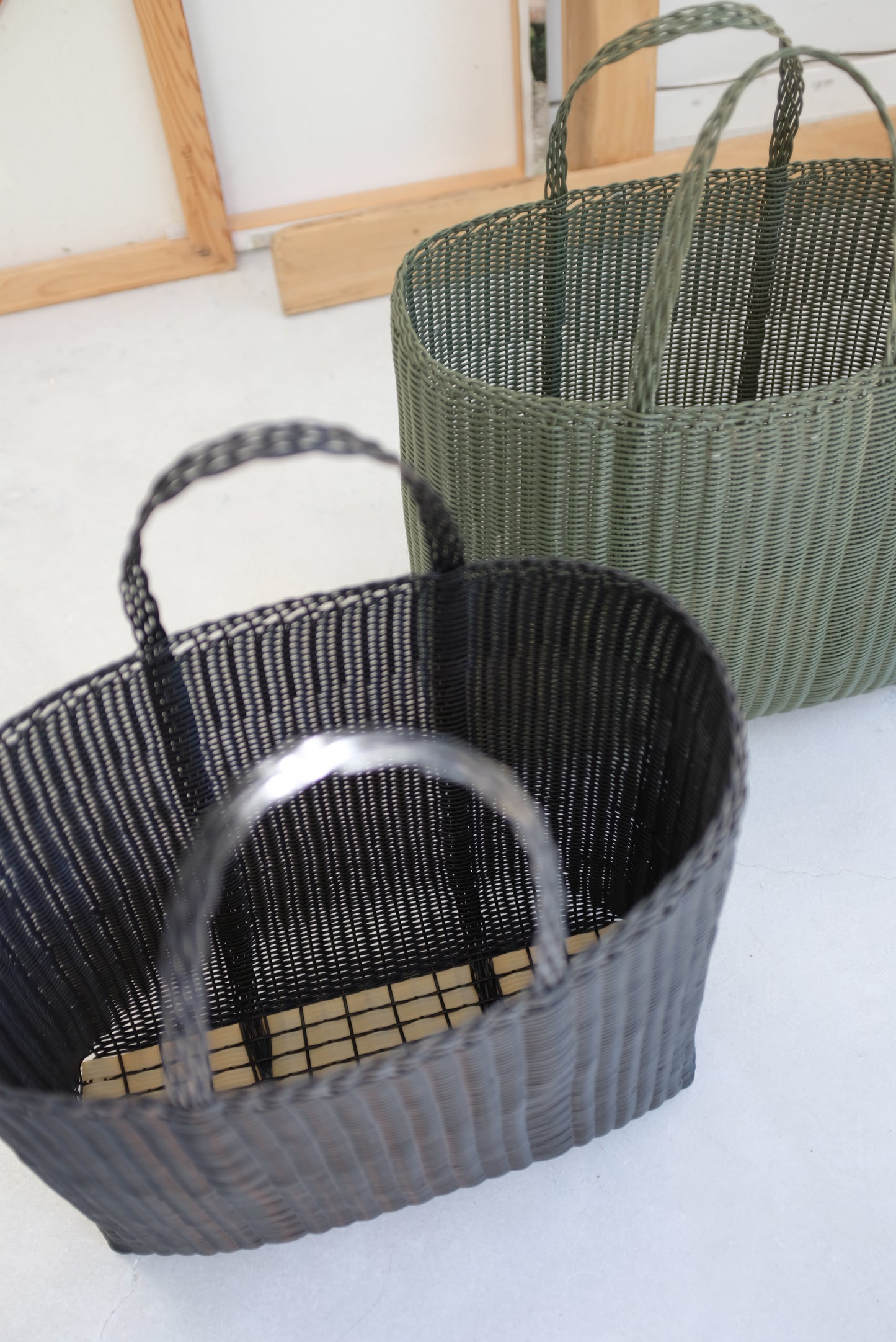 Palorosa Handwoven Flat Basket Large