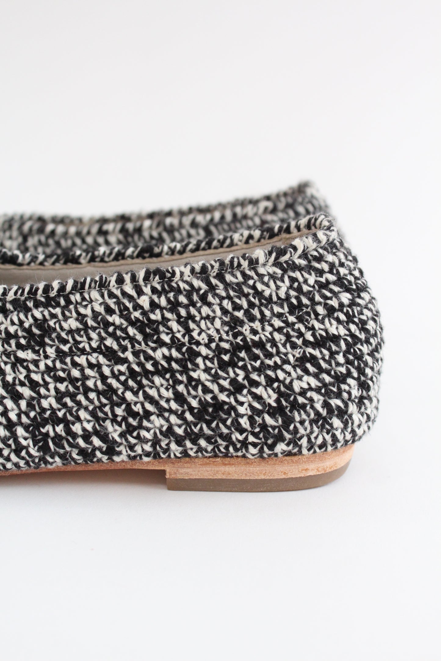 Beklina Crochet Ballet Flats Black/White