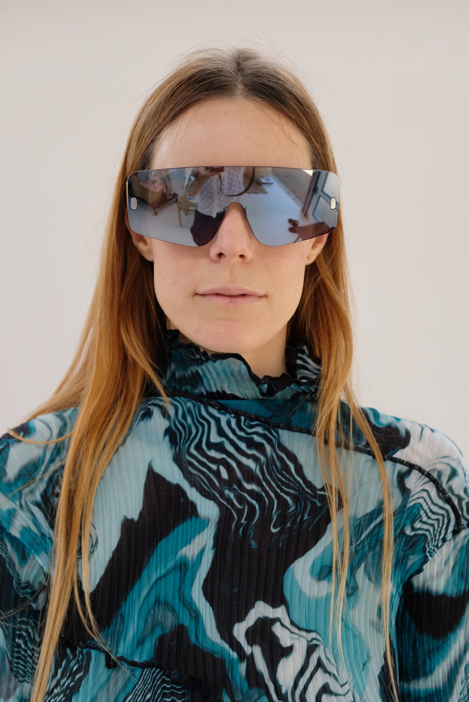 Carla Colour Xenon Sunglasses Dark Navy