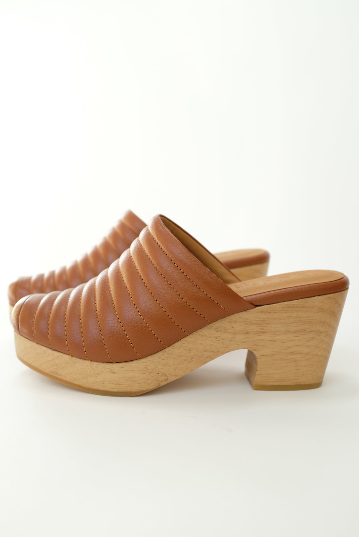 Beklina Ribbed Clog Cocoa