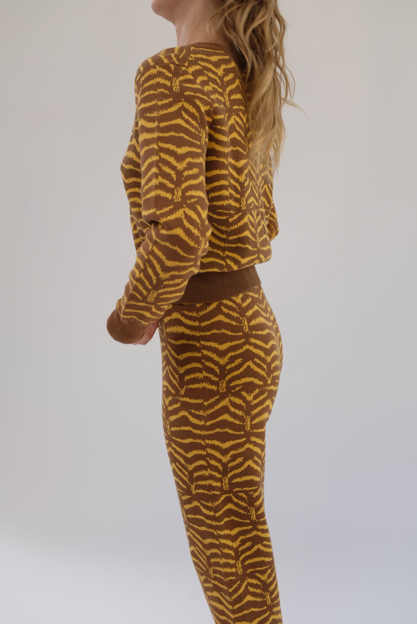 Beklina Jacquard Cardigan Golden Tiger