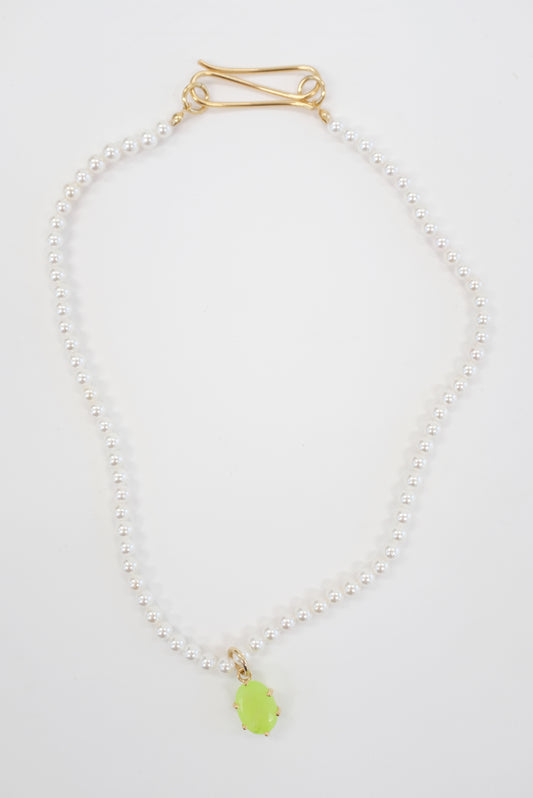 Beatriz Palacios Parrot Jade Pearl Necklace