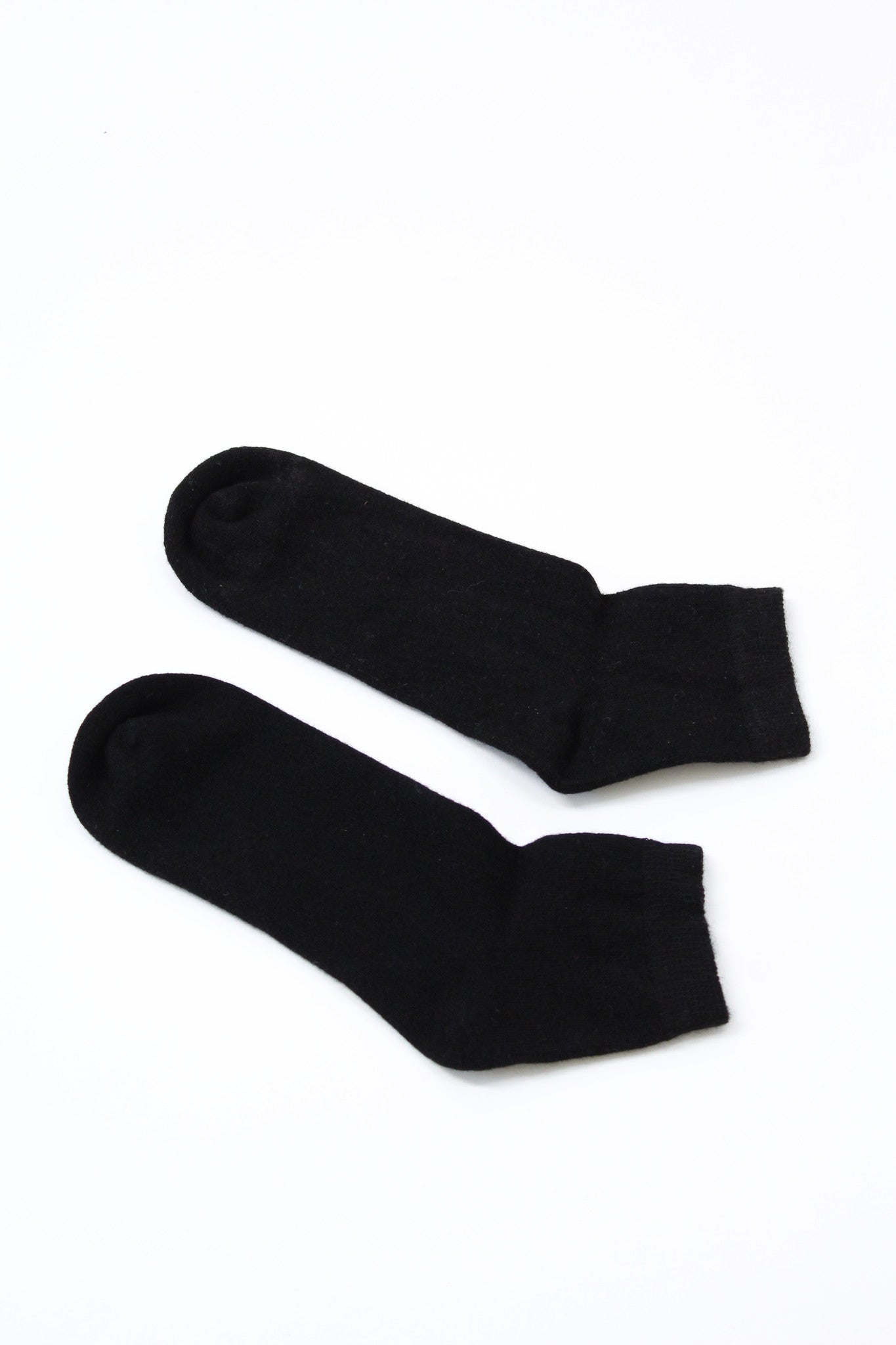Beklina Cashmere Socks Black